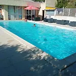 5 Personnes A Avec 2 Piscines Materiel Enfant ,bebe Clim アパート