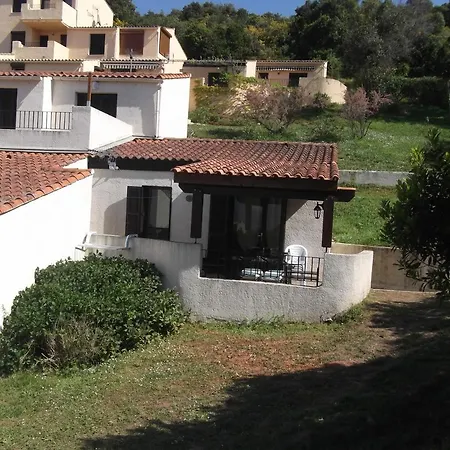 5 Personnes A Avec 2 Piscines Materiel Enfant ,bebe Clim Apartament